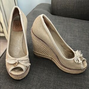 Tory Burch Women's Beige Wedge Shoes